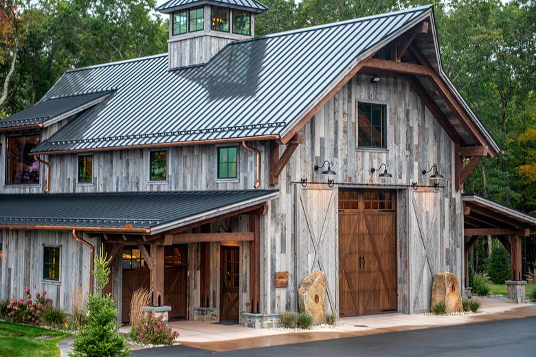 WeatheredBlend Gray Shiplap Lumber