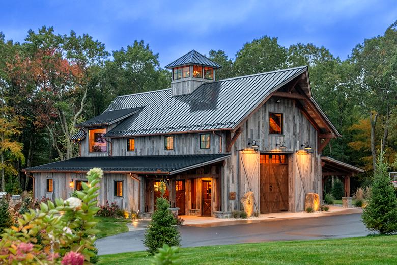 WeatheredBlend Gray Shiplap Lumber