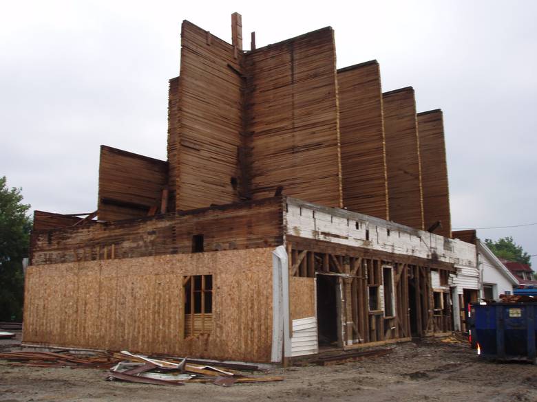 Grain Elevator - Interior Cells / View of the elevator after exterior walls have been removed and the interior cells exposed