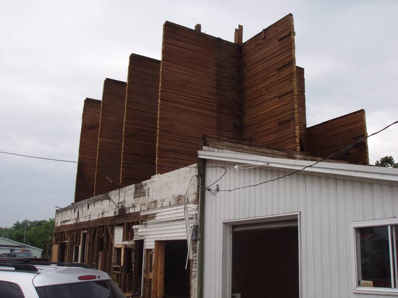 Grain Elevator - Interior Cells / View of the elevator after exterior walls have been removed and the interior cells exposed