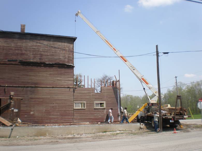 Westville Hammermill / Crane dismantling the mill